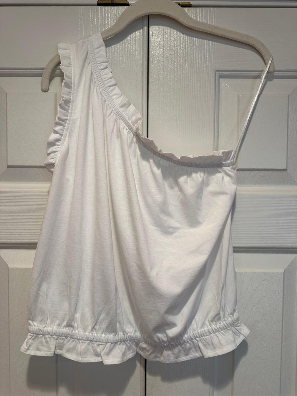 Ann Taylor White One-Shoulder Ruffle Camisole size Small
